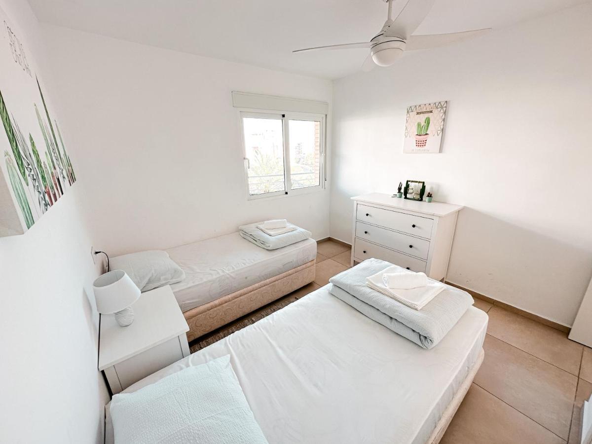 Costa Este Apartments กวาร์ดามาร์เดลเซกูรา ภายนอก รูปภาพ