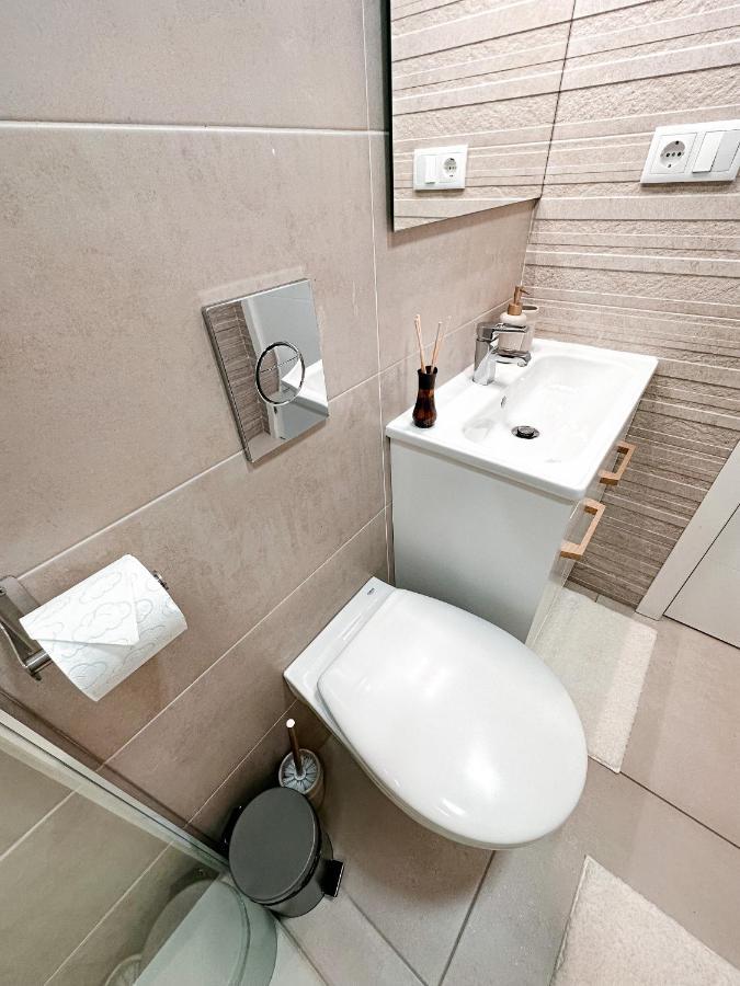Costa Este Apartments กวาร์ดามาร์เดลเซกูรา ภายนอก รูปภาพ